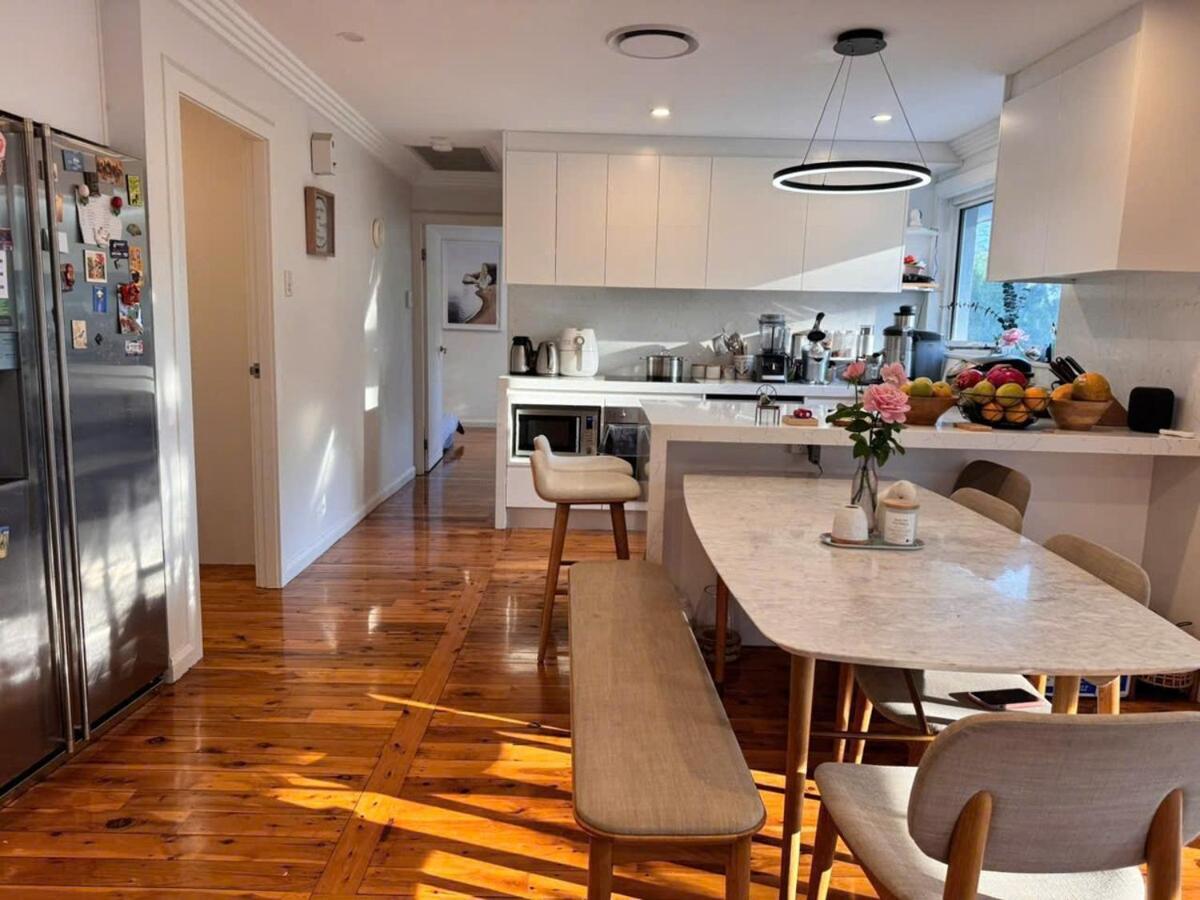 Apartment Spacious 4-bedrooms In West Ryde With Wifi, Ac