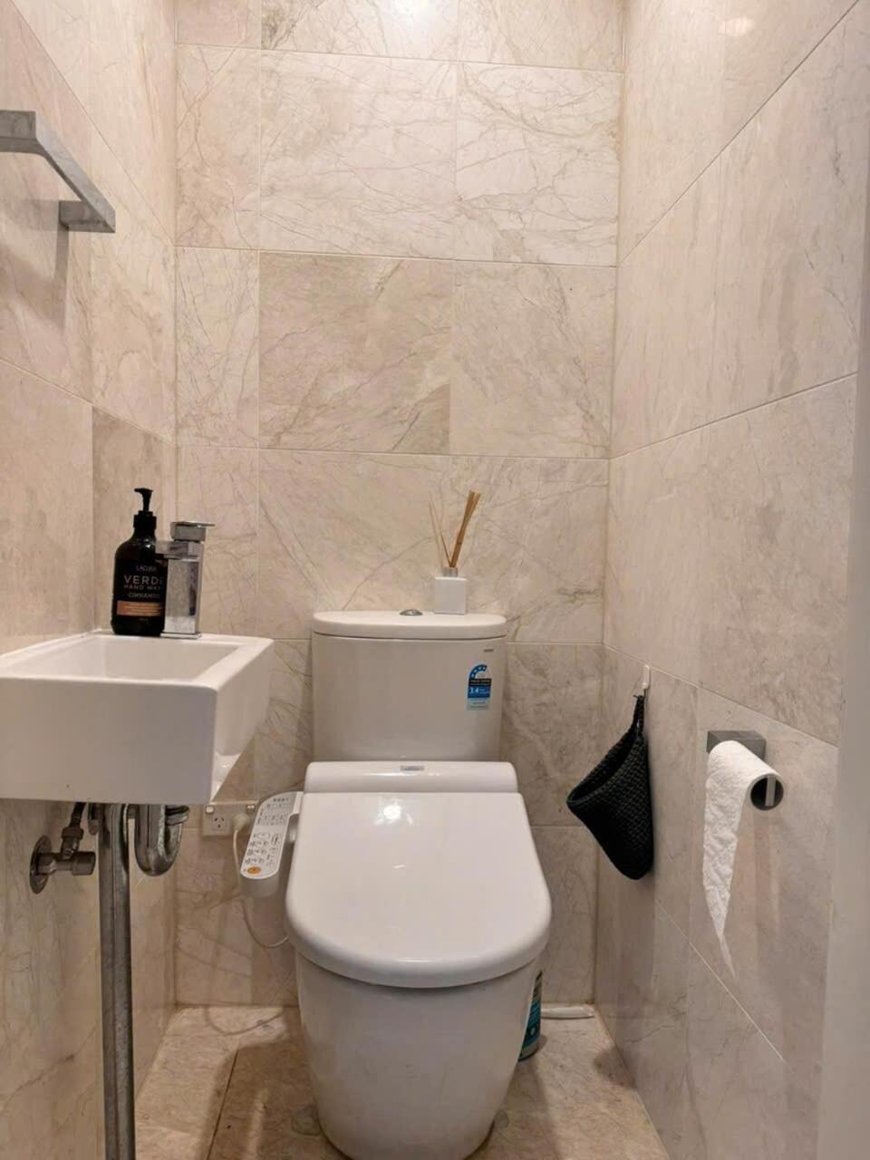 Spacious 4-bedrooms In West Ryde With Wifi, Ac * Sydney